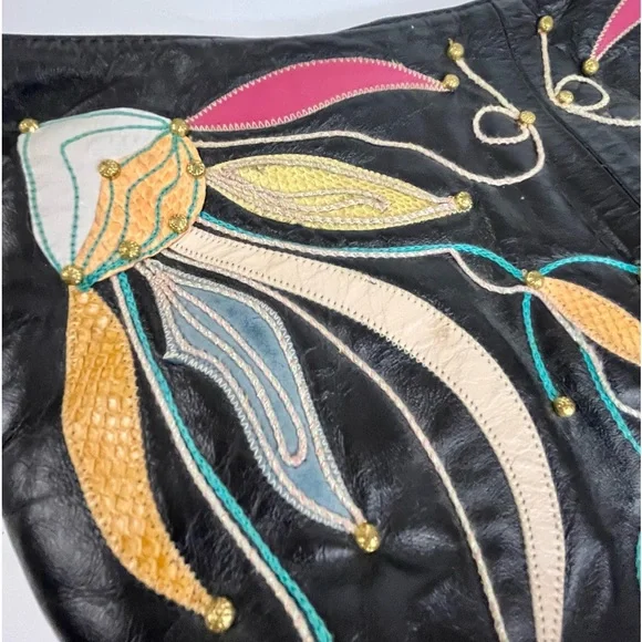 Vintage Black Hobo Bag with Floral Embroidery - Picture 6 of 16
